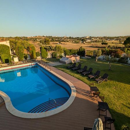 Отель Casa Rosa Montes Praia Da Luz Экстерьер фото