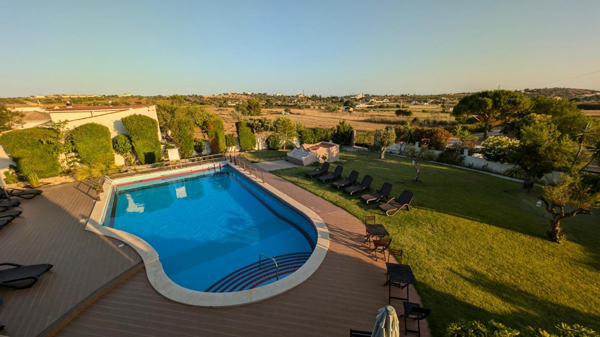 Отель Casa Rosa Montes Praia Da Luz Экстерьер фото