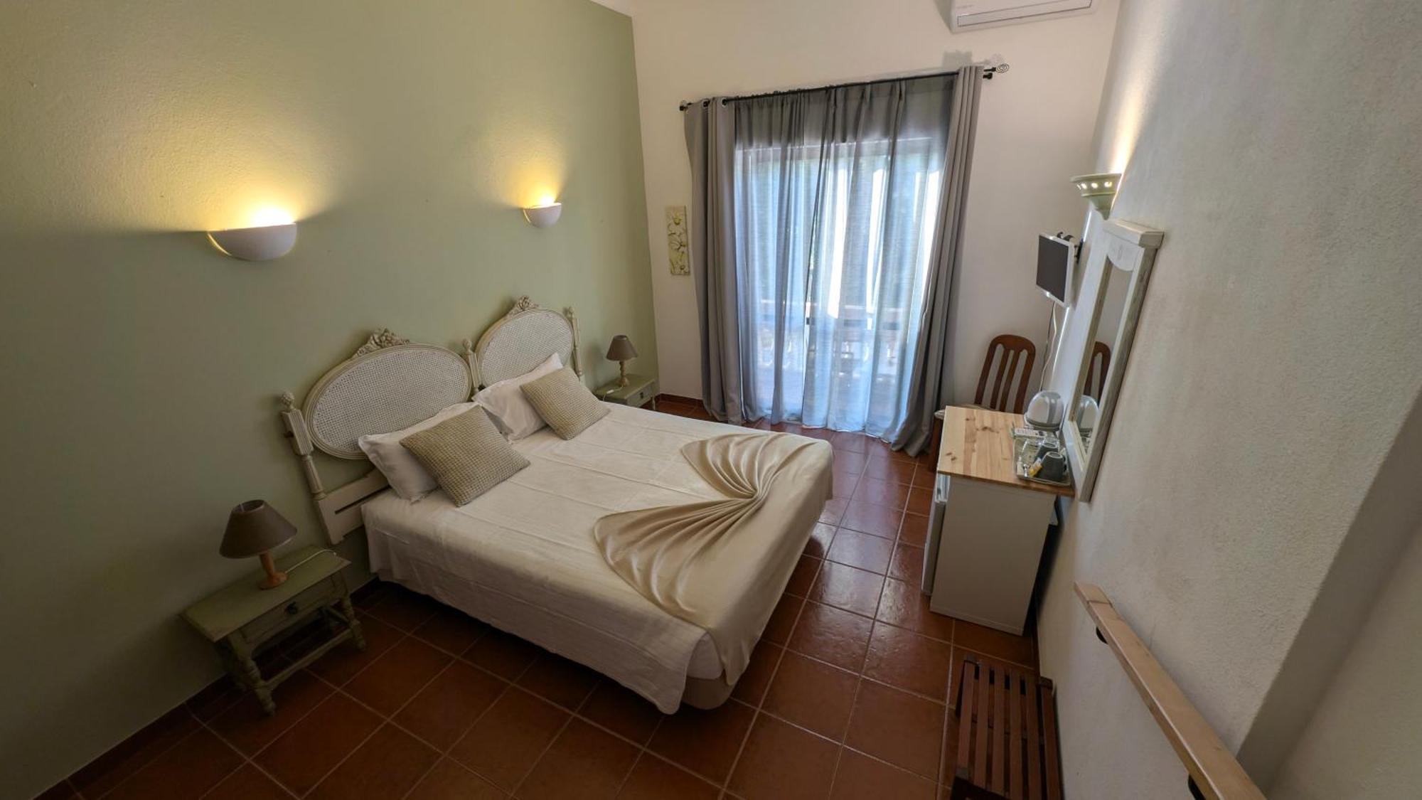 Отель Casa Rosa Montes Praia Da Luz Экстерьер фото