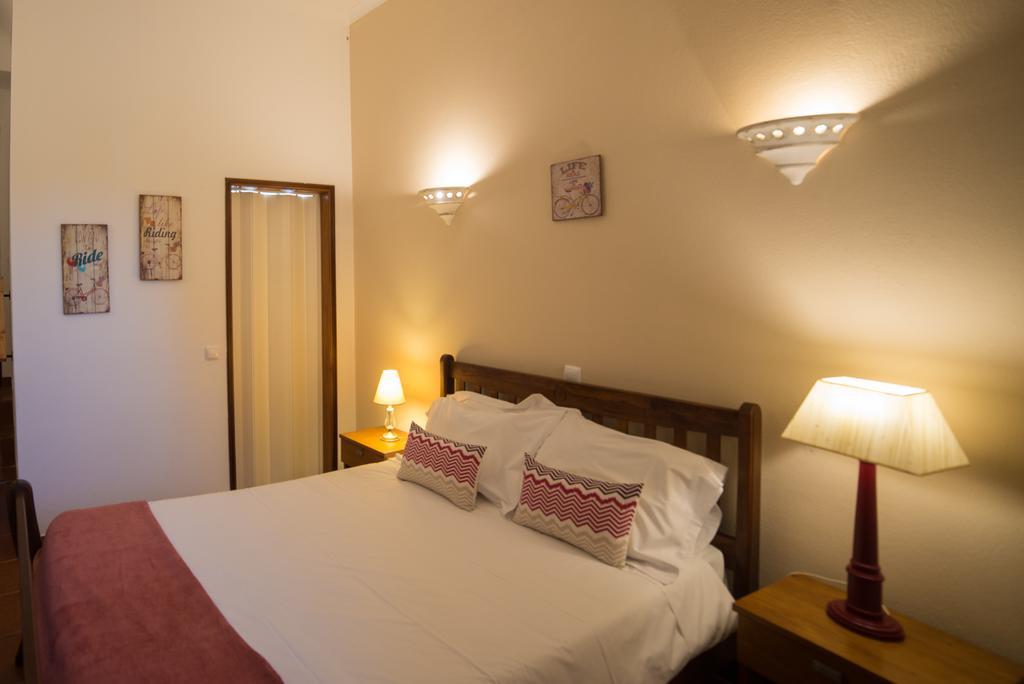 Отель Casa Rosa Montes Praia Da Luz Экстерьер фото